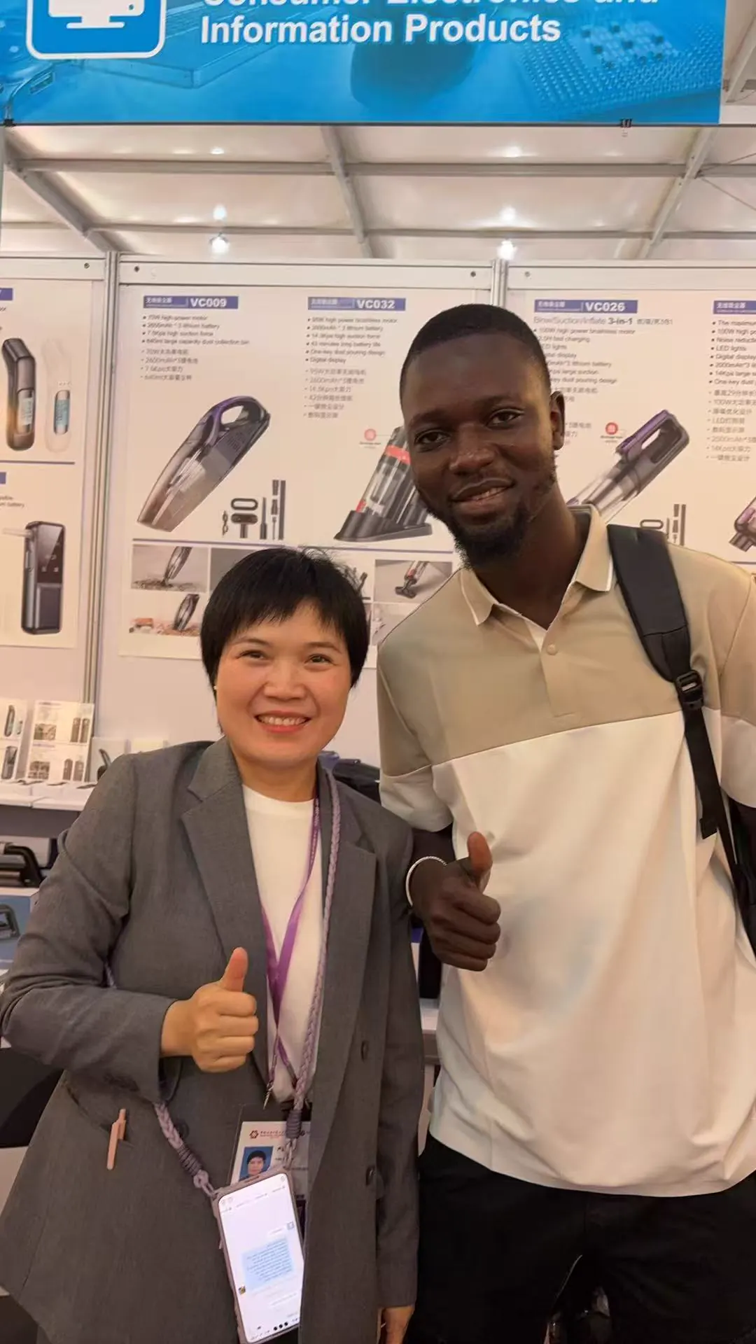 International customer meeting Alice Yan at the DRC booth